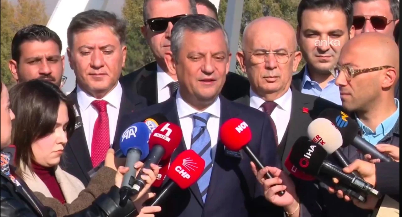 Özgür Özel: Dilek İmamoğlu'nun pasaportunu iptal ettiler!