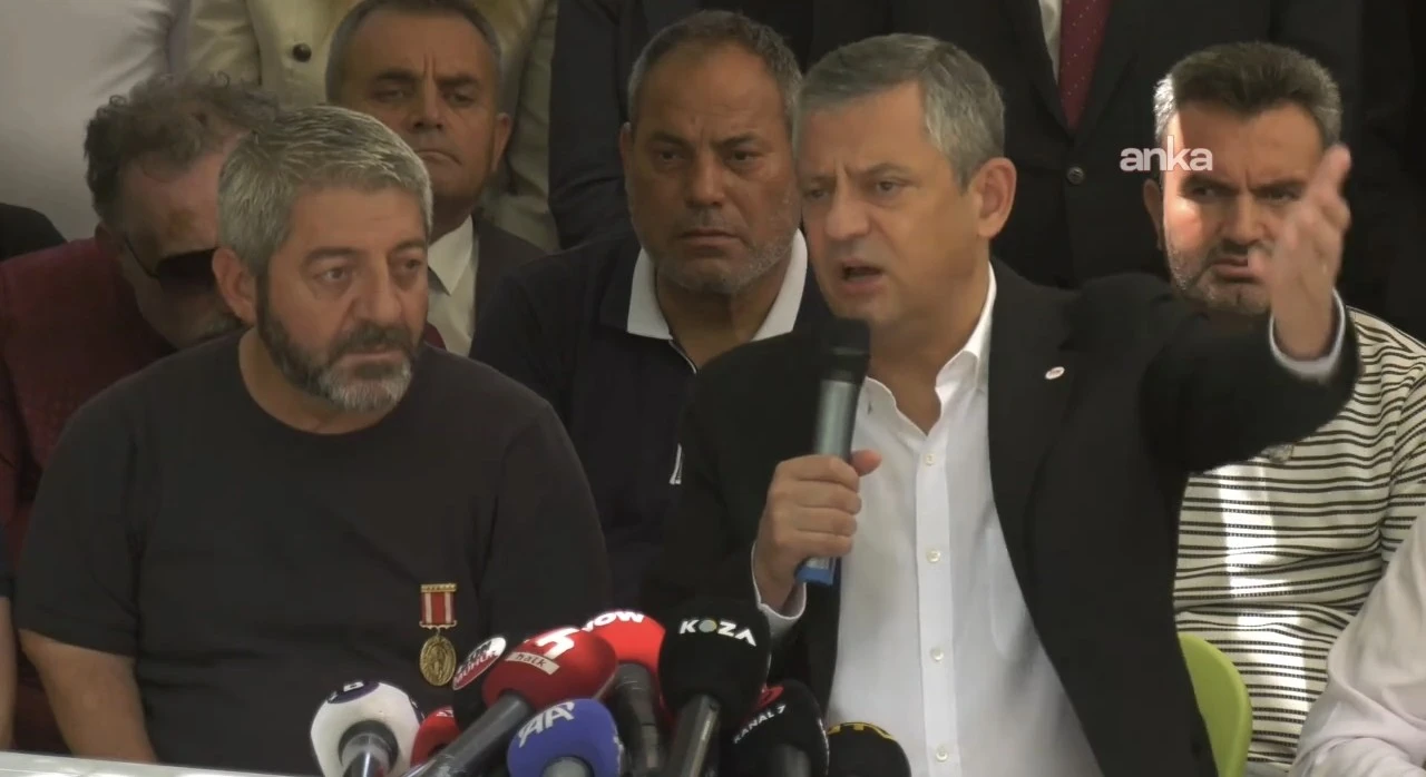 &Ouml;zg&uuml;r &Ouml;zel, şehit yakınları ve gazileri ziyaret etti