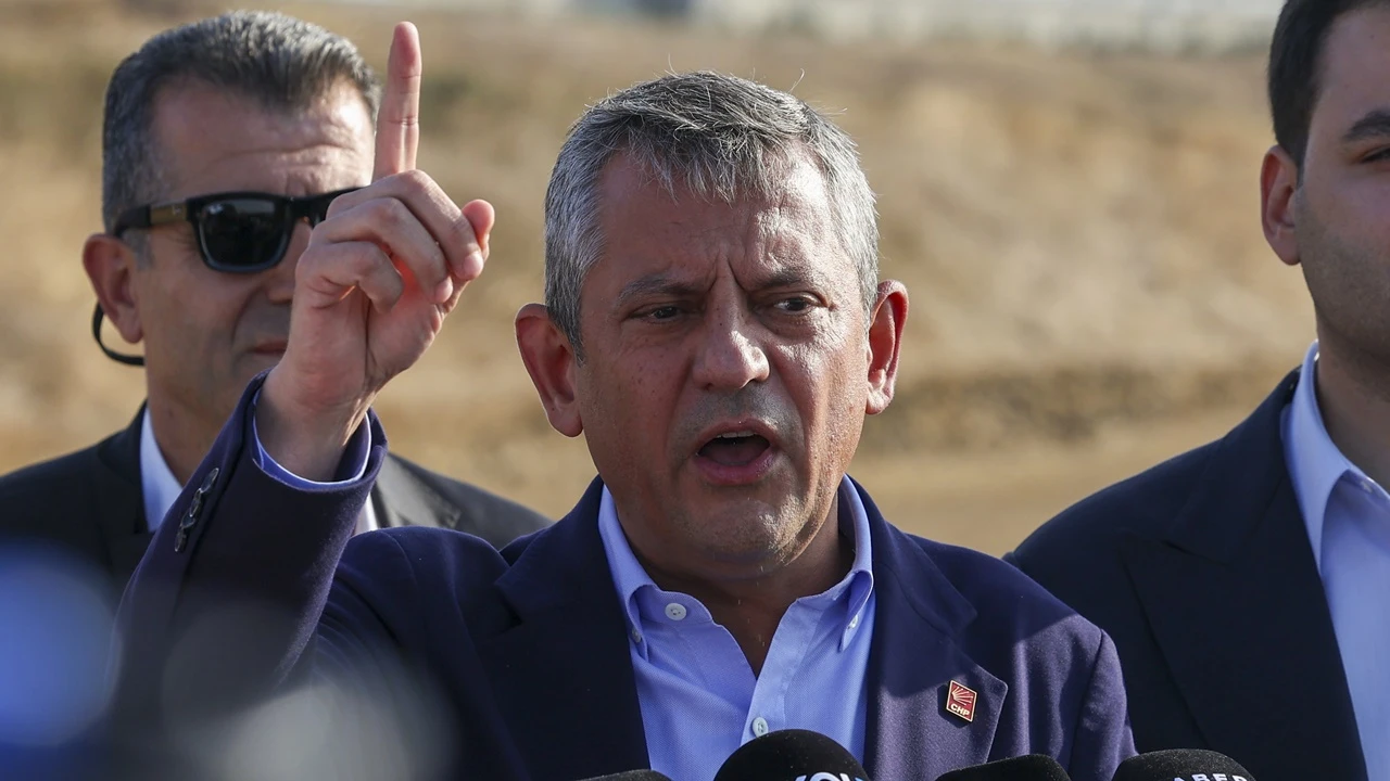 Özgür Özel: Yargı tarihinin en utanç verici iddianamesi