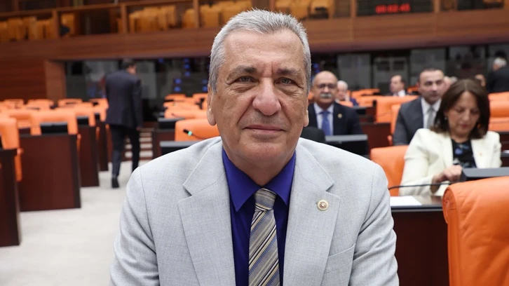 Öztürkmen, aylar sonrasına verilen MR randevularını Meclis gündemine taşıdı