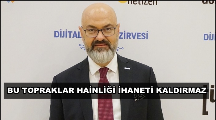 &Ouml;zt&uuml;rkmen'den 15 Temmuz mesajı