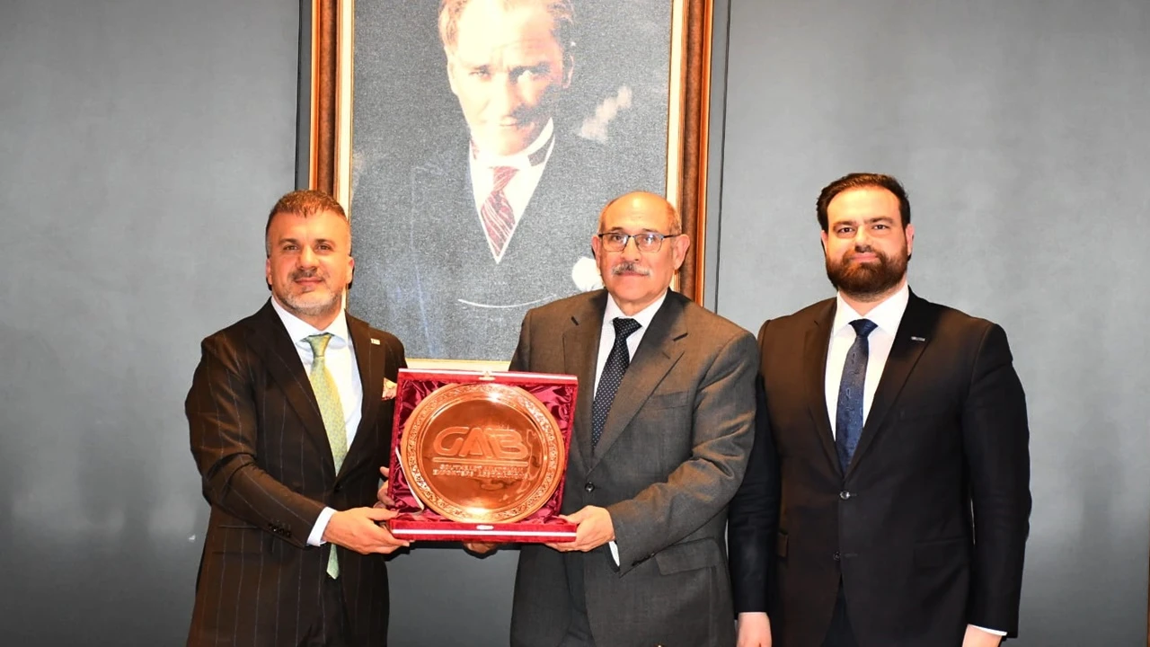 Paraguay B&uuml;y&uuml;kel&ccedil;isi G&uuml;neydoğulu Hububat ihracat&ccedil;ılarıyla buluştu