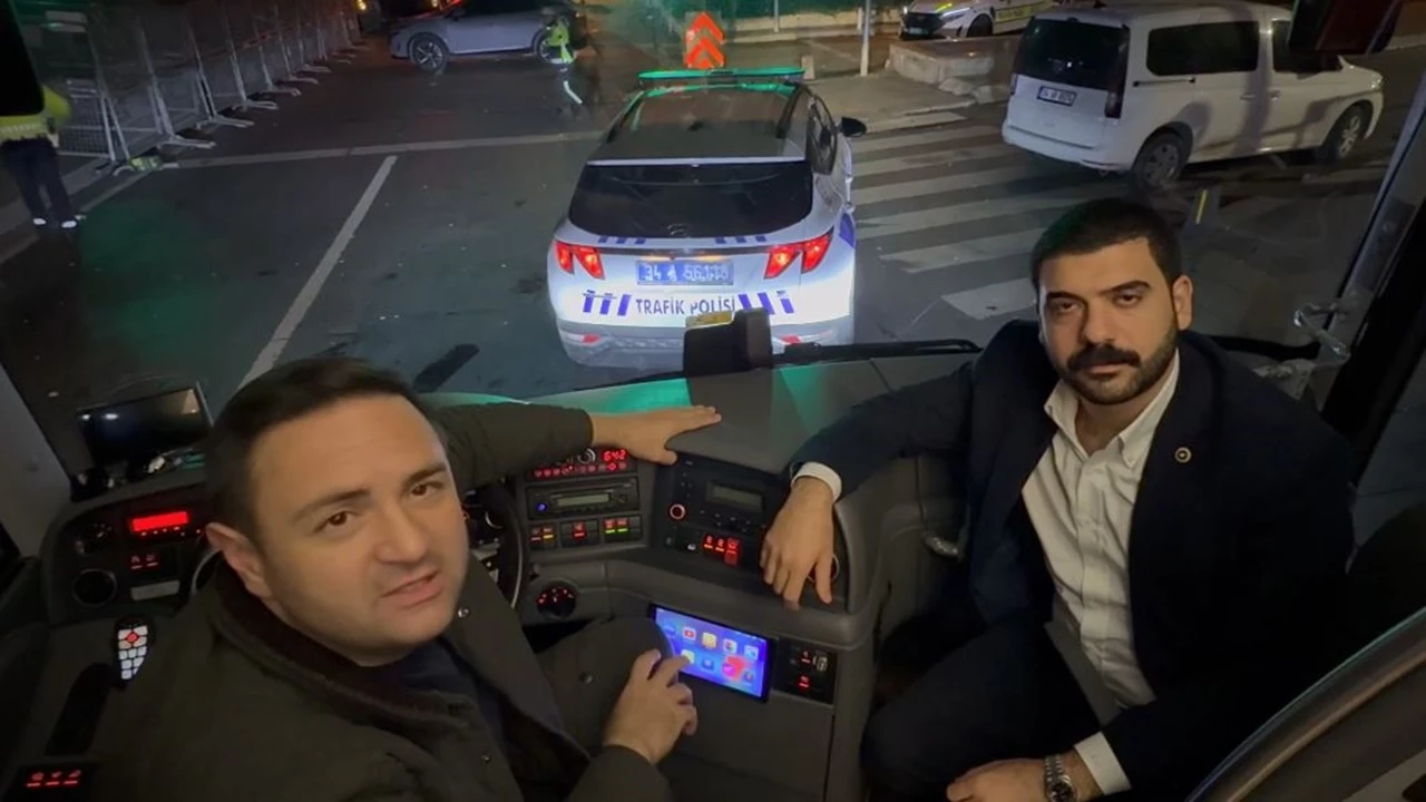 Polis, CHP'nin otobüsünü durdurdu, CHP'liler otobüs nöbeti tuttu!