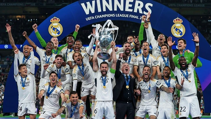 Real Madrid, 15. kez Şampiyonlar Ligi şampiyonu...