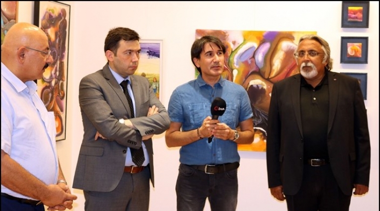 Ressam Mehmet Akif Orçan sergi açtı