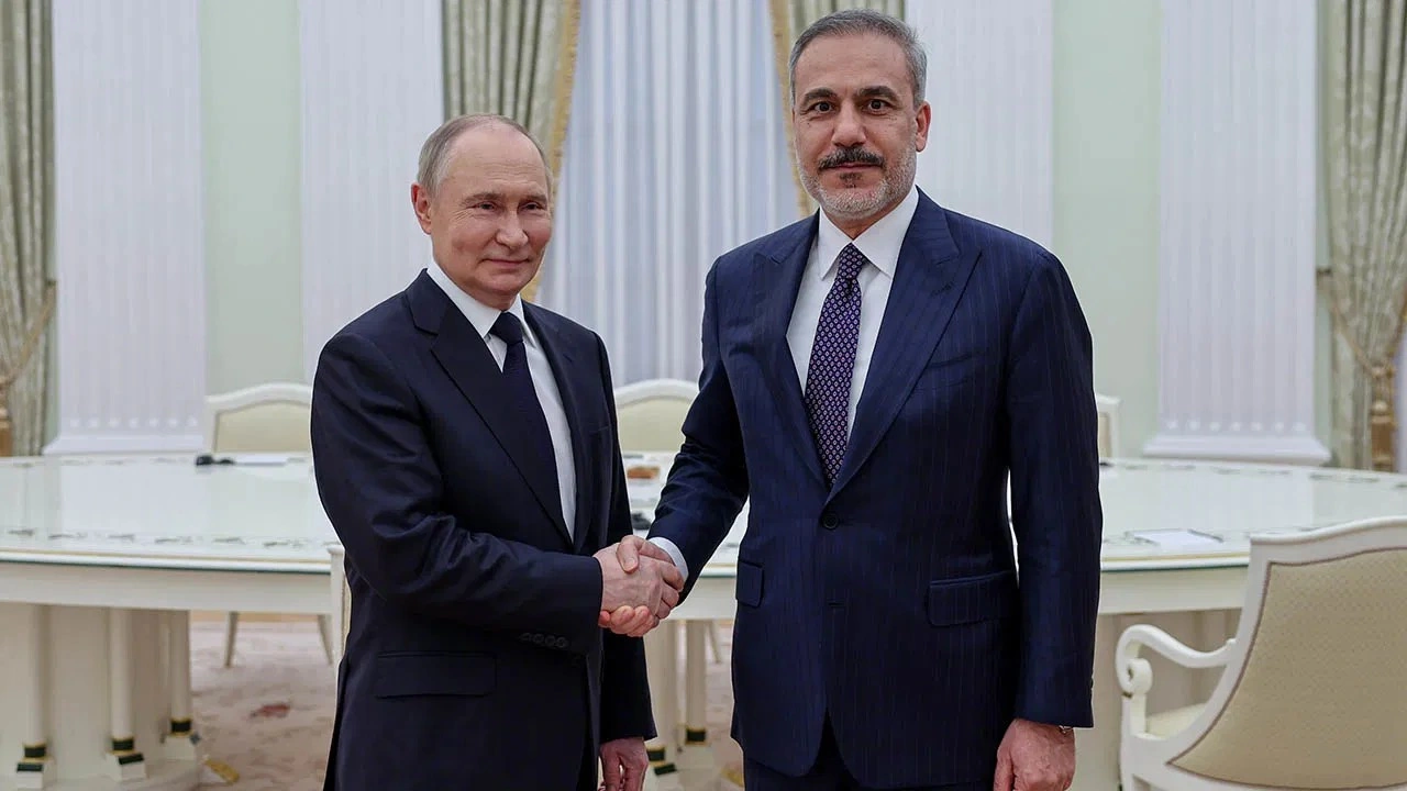 Rusya Devlet Başkanı Putin, Dışişleri Bakanı Hakan Fidan'ı kabul etti