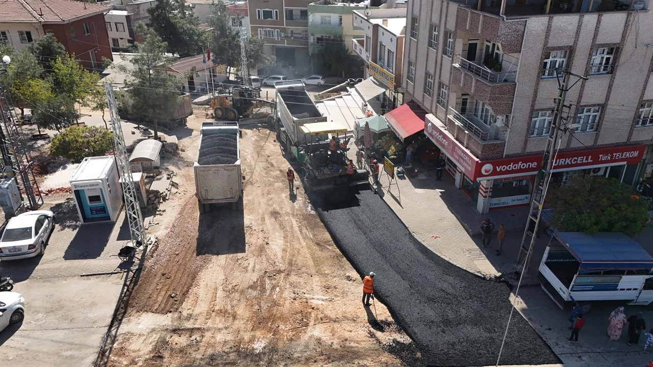 Sacır Mahallesi’nde yollar yenileniyor
