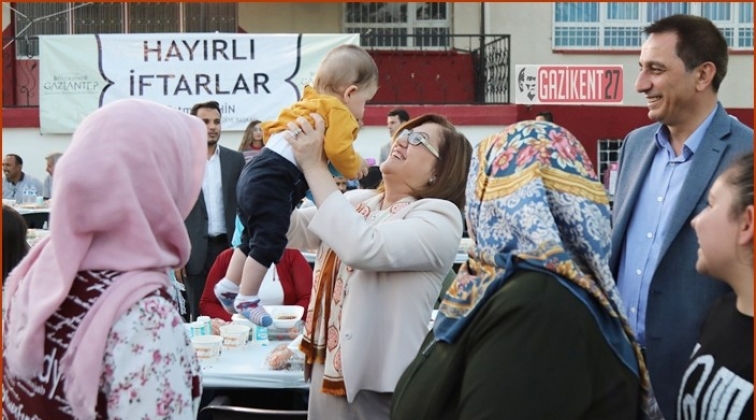 Şahin, Yavuzeli'nde iftar programına katıldı