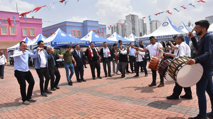 Şahinbey Belediyesi 1 Mayıs'ı kutladı