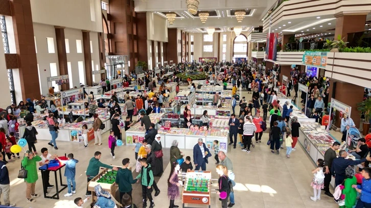 Şahinbey çocuk şenliğine yoğun ilgi 