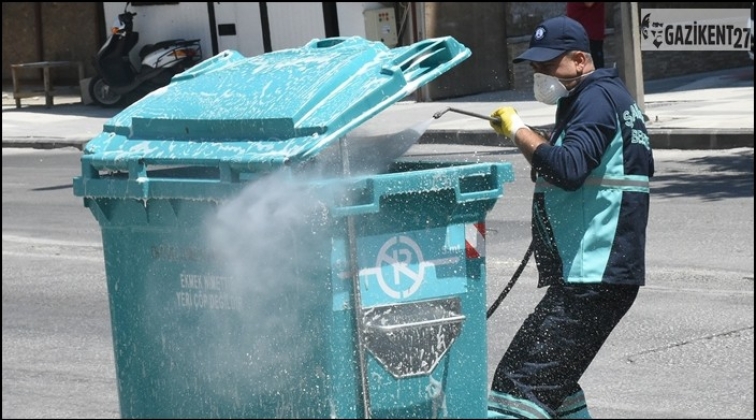 Şahinbey çöp konteynerlerini temizliyor