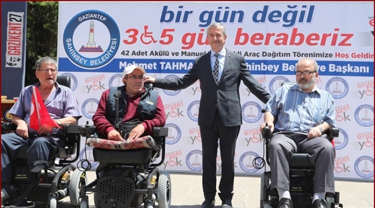 Şahinbey'den 10 yılda 2 bin 135 tekerlekli sandalye