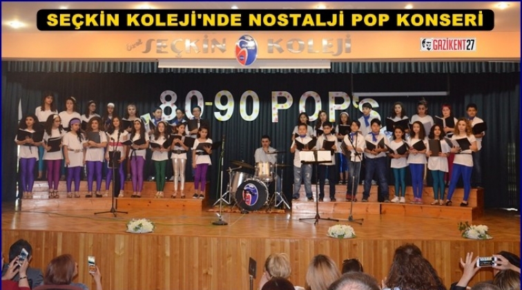 Seçkin Koleji’nde Nostaljik Pop rüzgarı