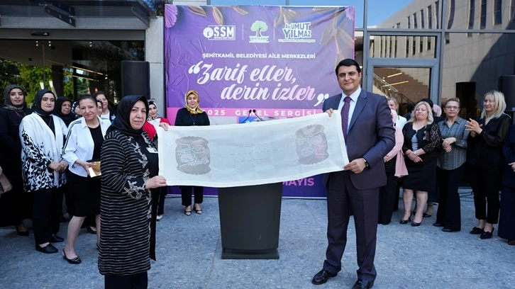 “Zarif Eller Derin İzler Sergisi” açıldı
