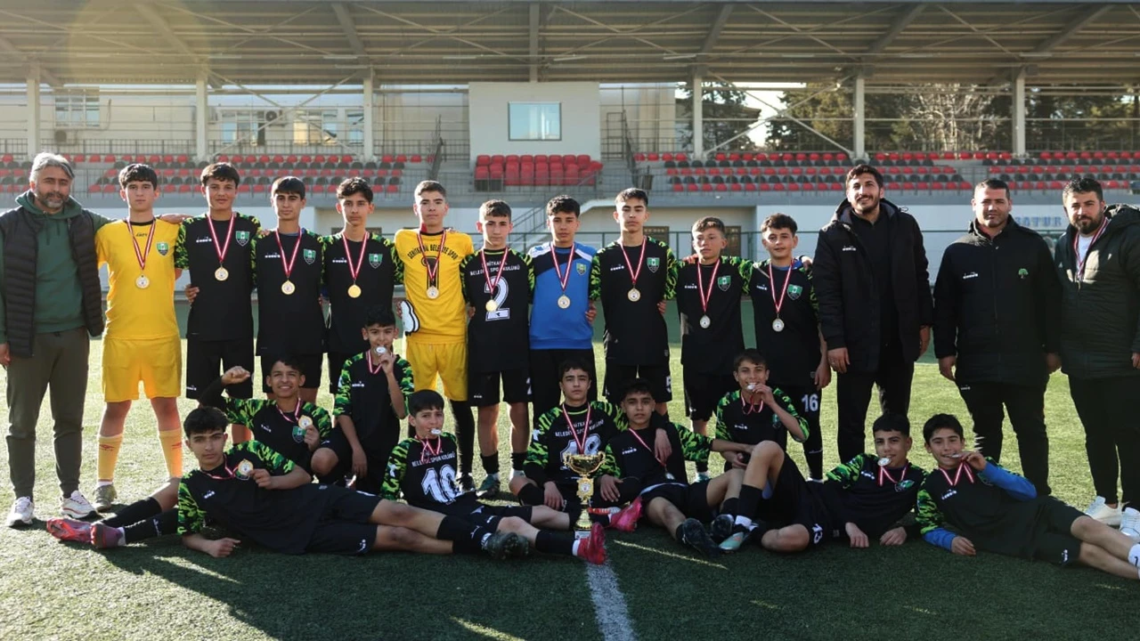 Şehitkamil Belediyespor Gaziantep İl Şampiyonu oldu