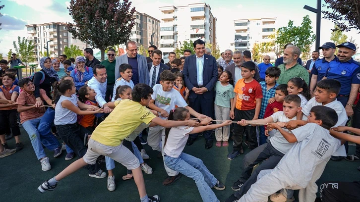 Şehitkamil'de çocuk şenliği başladı