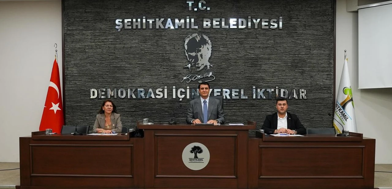 Şehitkamil'de Eyl&uuml;l ayı meclis toplantısı yapıldı 