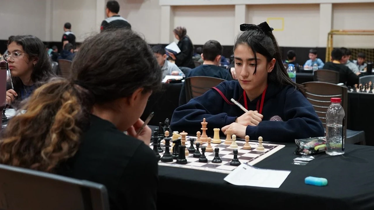 Şehitkamil'de Satran&ccedil; Turnuvası heyecanı başladı