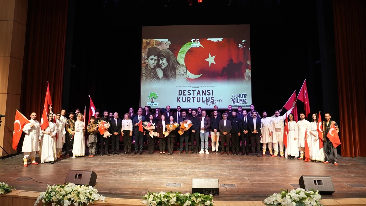 Şehitkamil'den &ldquo;Destansı Kurtuluş Konseri&rdquo;