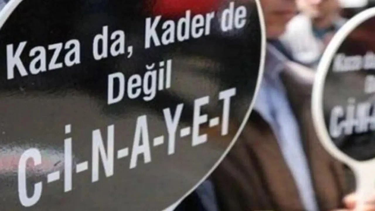 Sivas'ta iş cinayeti: İş makinesinin altında kalan operatör hayatını kaybetti