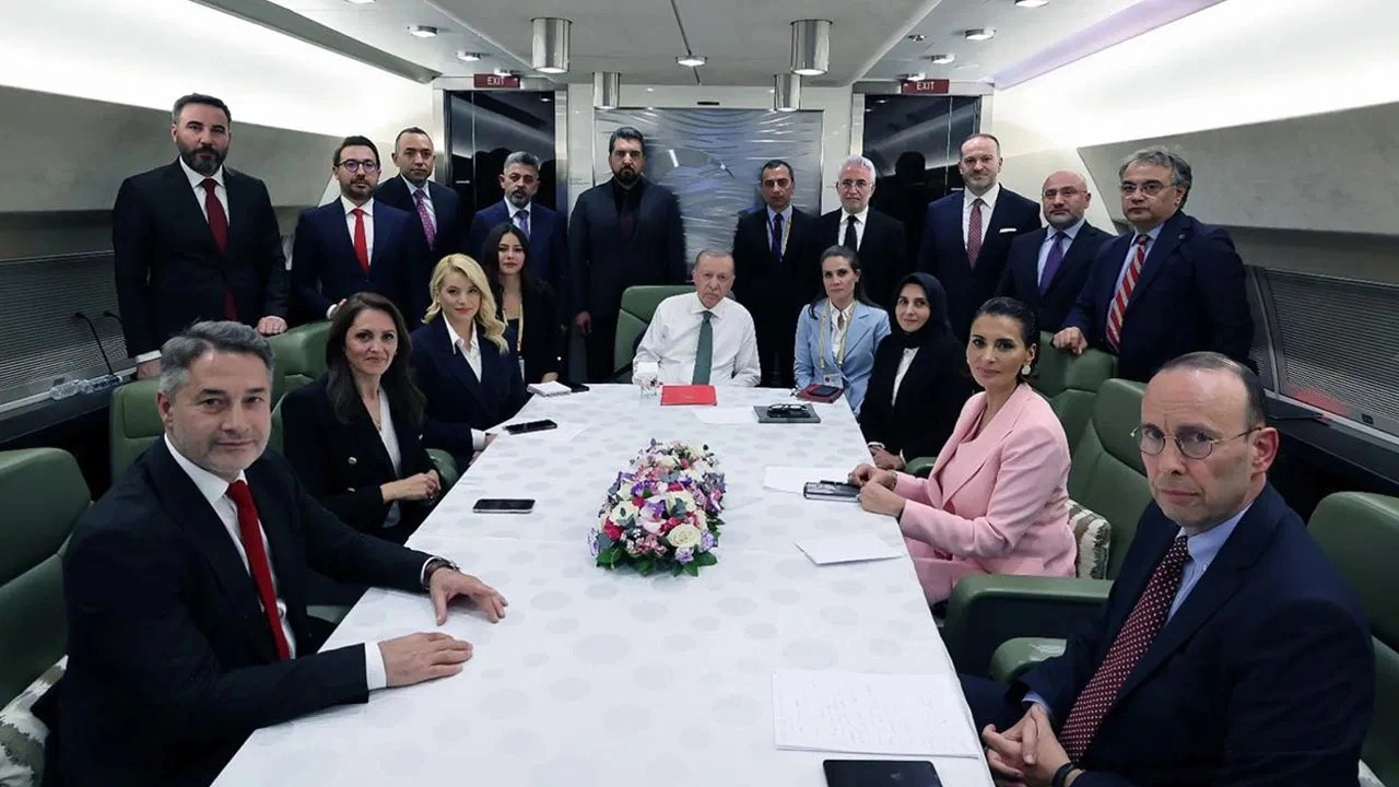 Son Dakika... Erdoğan'dan Bahçeli'ye 'adaylık' yanıtı: 'Onore oldum'