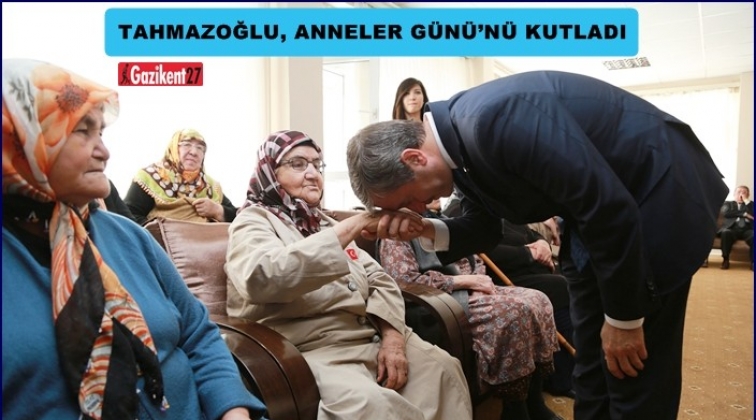 Tahmazoğlu, Anneler G&uuml;n&uuml;'n&uuml; kutladı