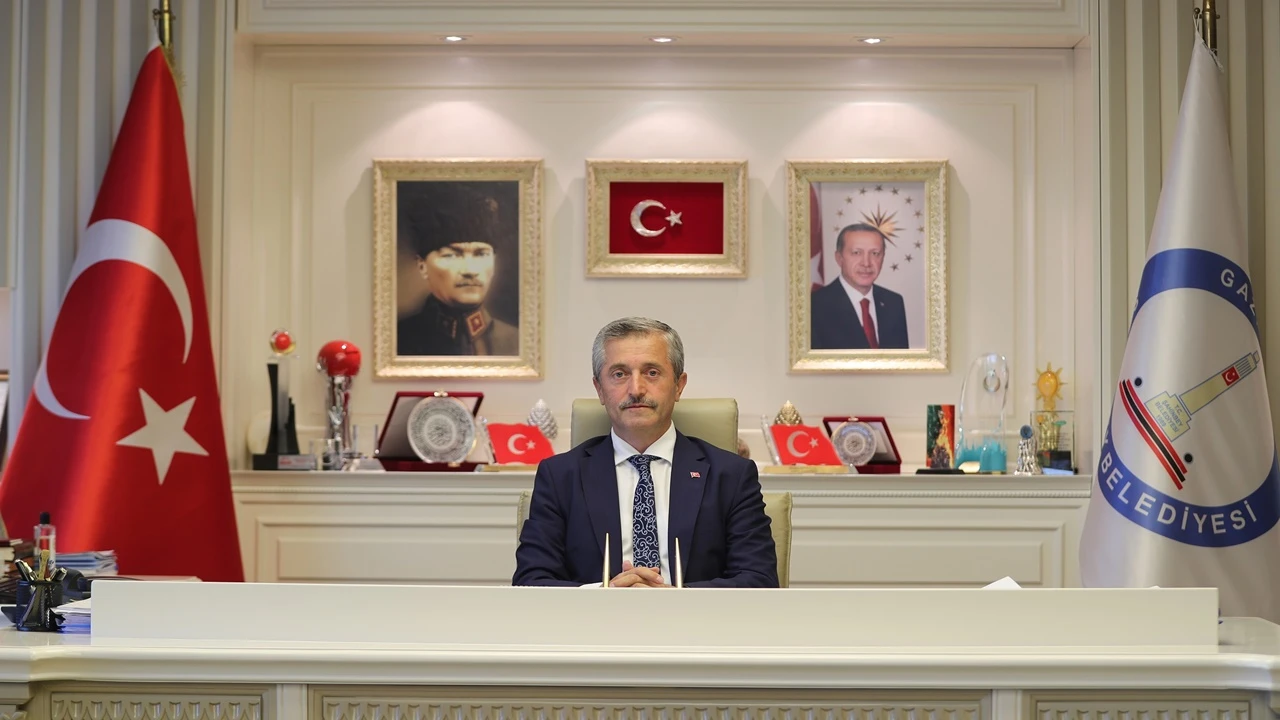 Tahmazoğlu, Cumhuriyet Bayramı’nı kutladı