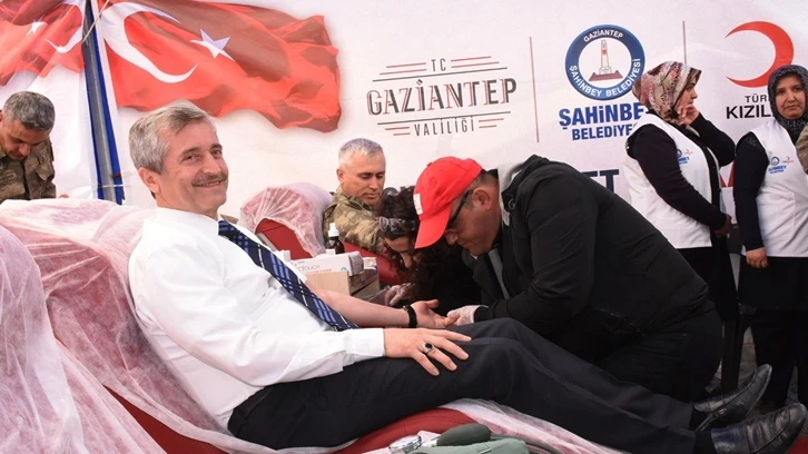 Tahmazoğlu'ndan kan bağışı kampanyasına davet