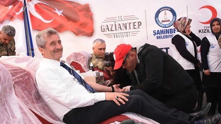 Tahmazoğlu'ndan, kan bağışı kampanyasına davet 