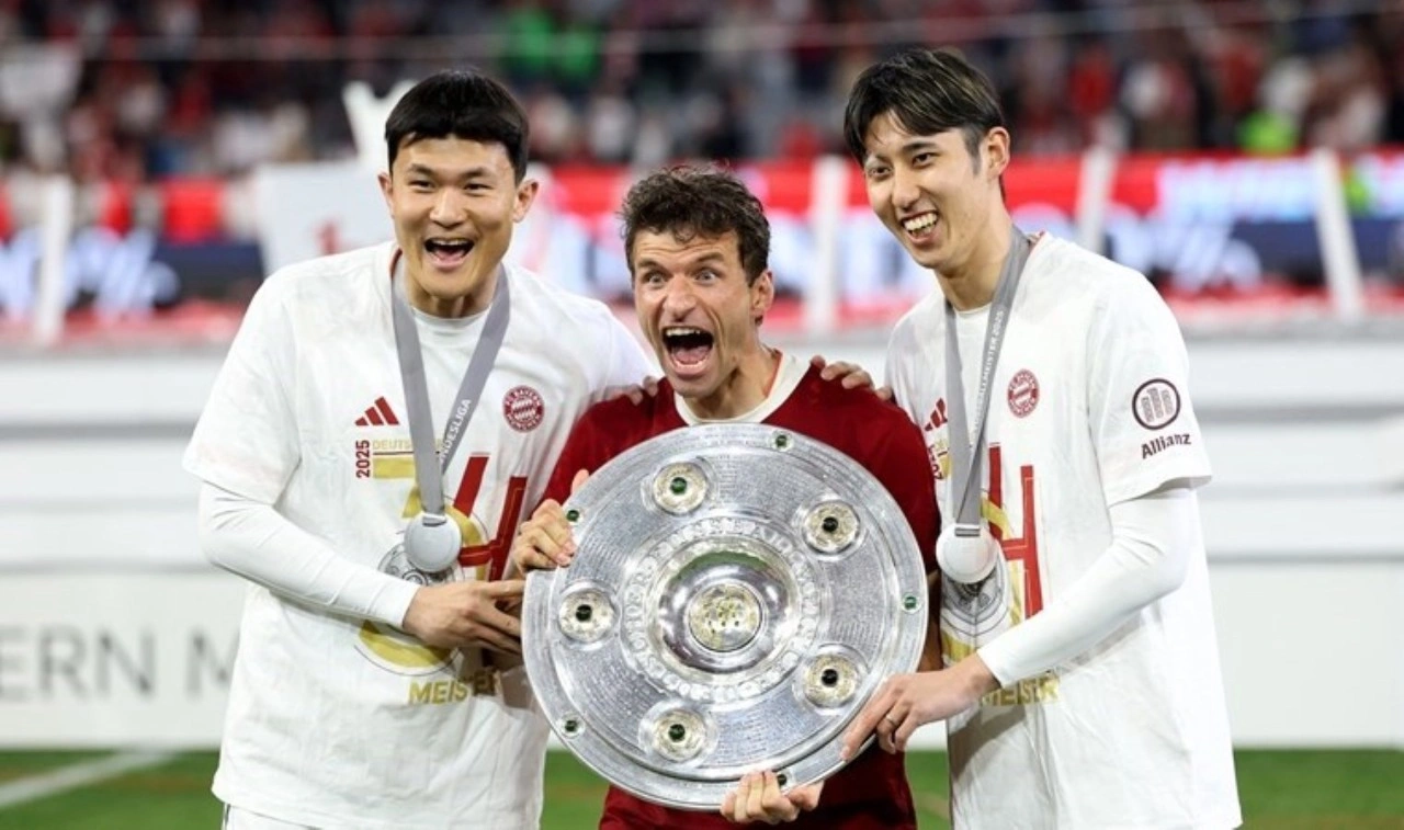 Thomas Müller, taraftarına galibiyet ile veda etti!