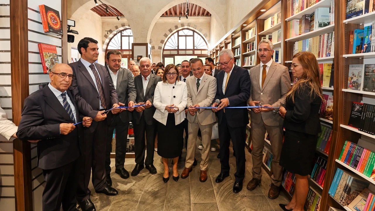 T&uuml;rkiye İş Bankası K&uuml;lt&uuml;r Yayınları Gaziantep'te