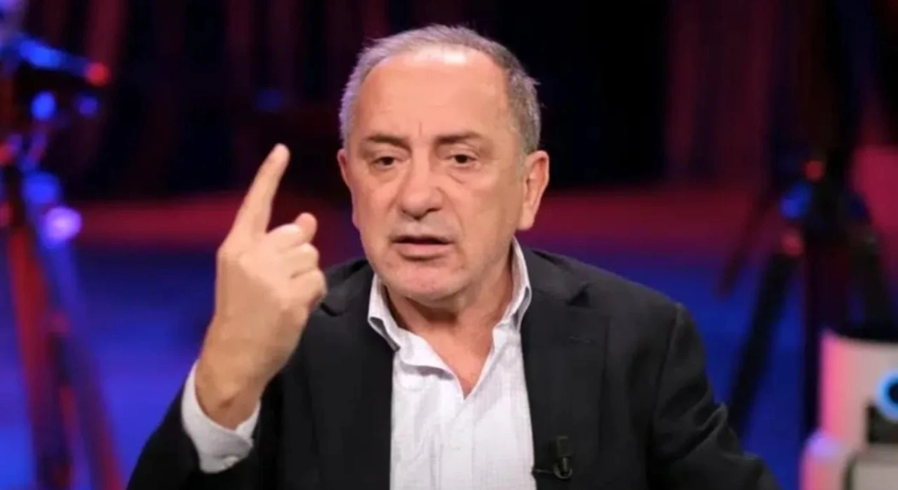 Tutuklu gazeteci Fatih Altaylı yorumlarına ara verdiğini duyurdu: “Bize biraz müsaade”