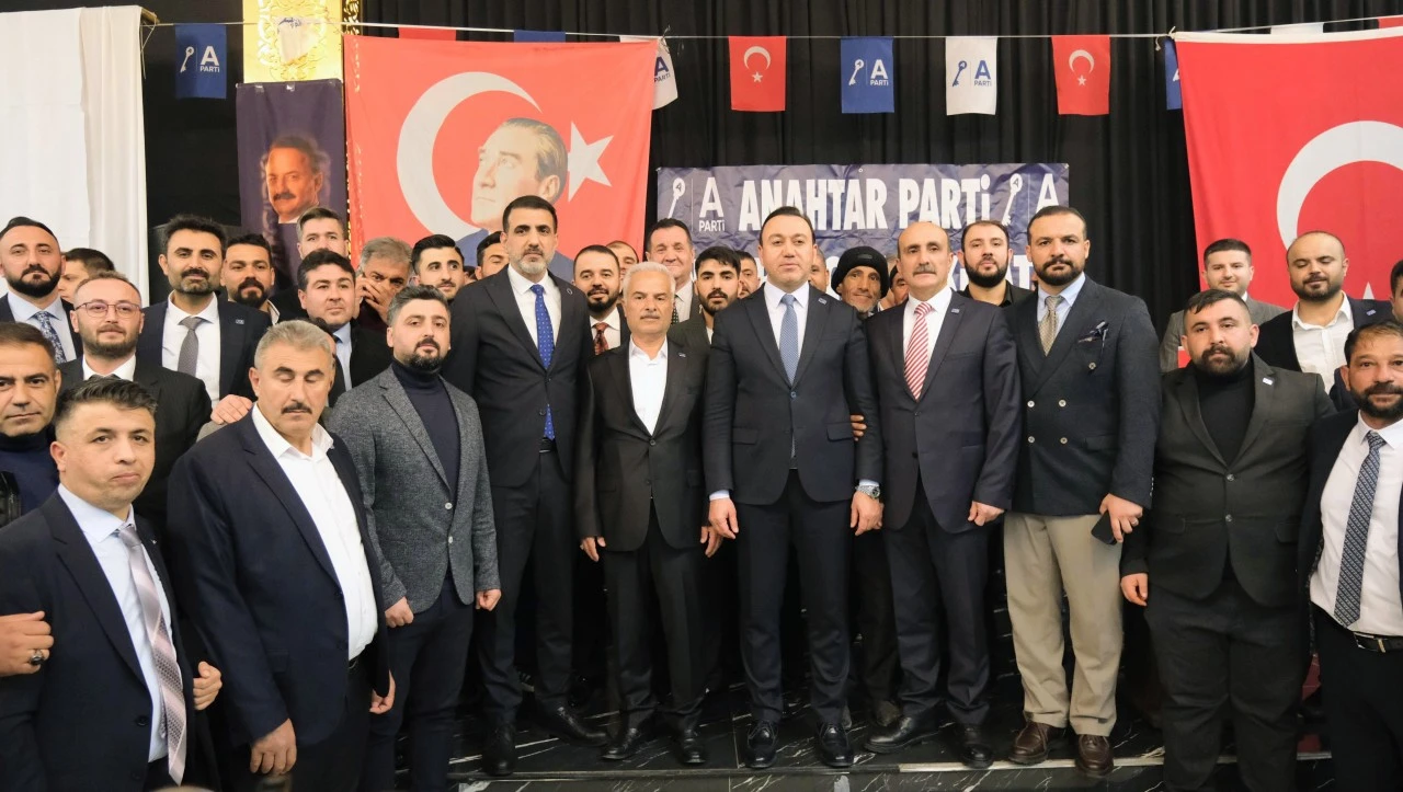 &Uuml;z&uuml;mc&uuml;&rsquo;den birlik mesajı: &ldquo;Gaziantep Hazır&rdquo;