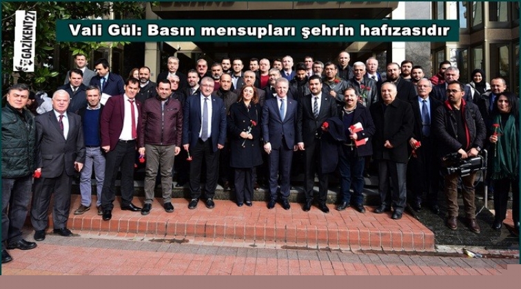 Vali G&uuml;l, gazetecilerle buluştu&hellip;