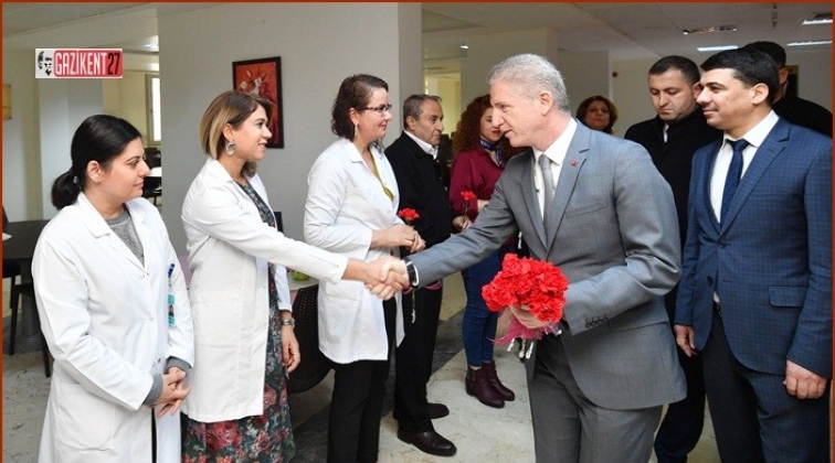 Vali G&uuml;l: &ldquo;Hekime şiddetin hi&ccedil;bir mazereti yok&rdquo;