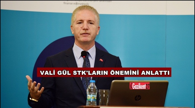 Vali G&uuml;l, Kamu Personeli Eğitimi t&ouml;renine katıldı