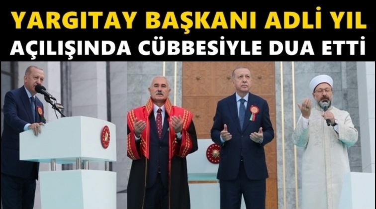 Yargıtay Başkanı cübbesiyle dua etti!..