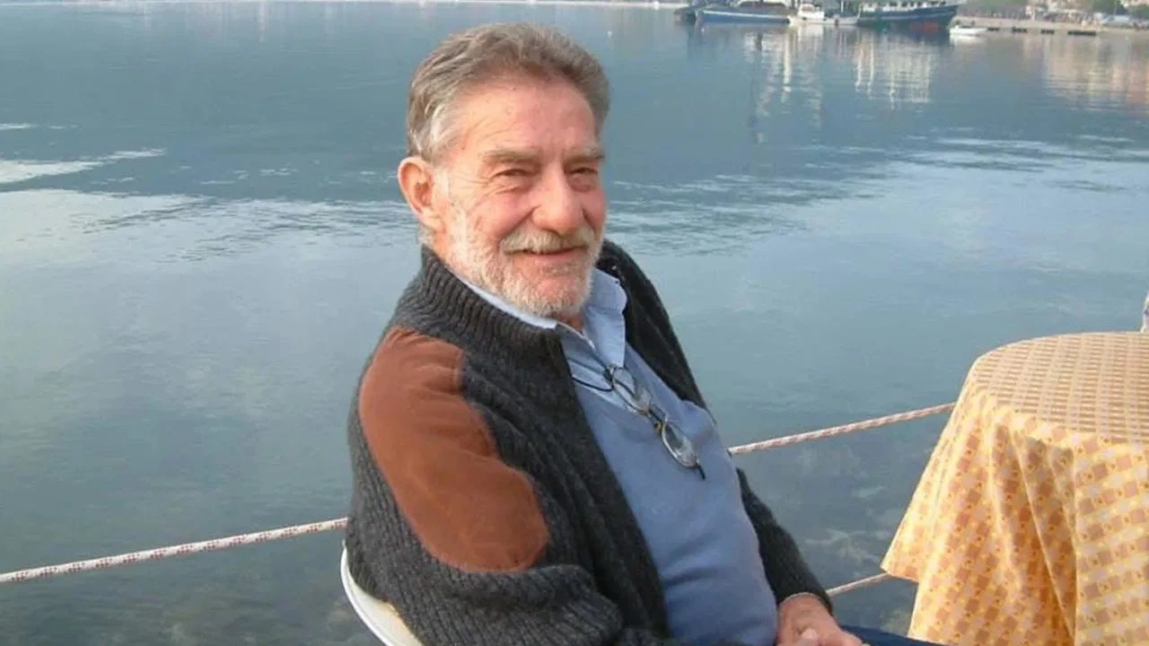 Yeşilçam'ın usta ismi Ahmet Mekin hastaneye kaldırıldı