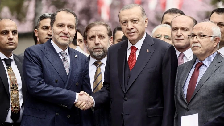 Yeniden Refah'ta 'Cumhur' krizi: 8 bin üyesi istifa etti!