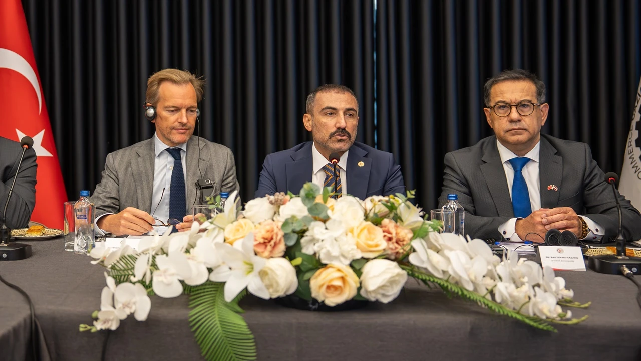 Yıldırım: Diplomasiyi ticaretle, ticareti kalkınmayla birleştirmek istiyoruz