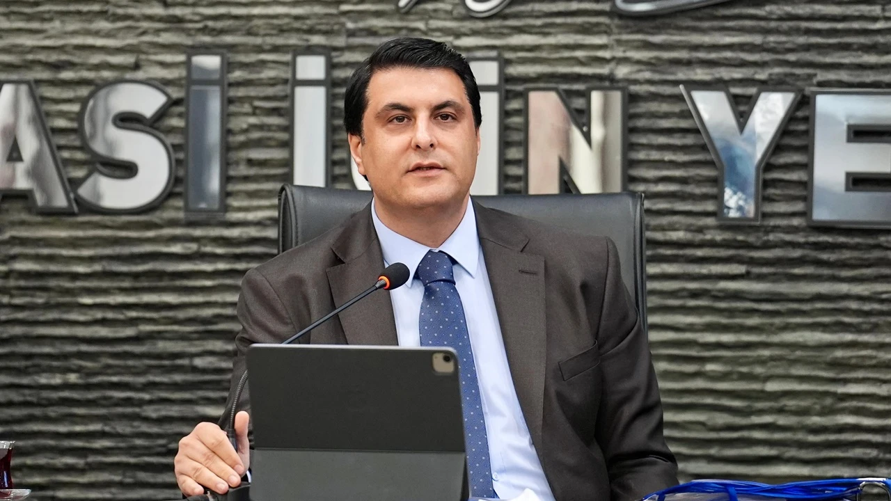 Yılmaz, 10 Ocak &Ccedil;alışan Gazeteciler G&uuml;n&uuml;'n&uuml; kutladı