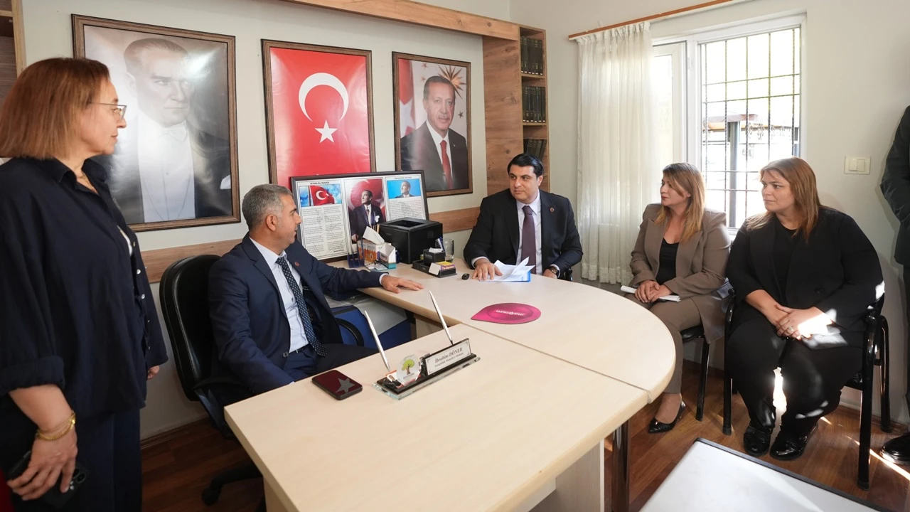 Yılmaz'dan, Değirmiçem ve Sarıgüllük Mahallelerine ziyaret