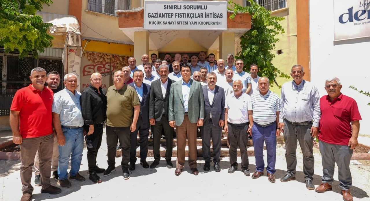 Yılmaz'dan Fıstık&ccedil;ılar Sitesi'ne ziyaret 