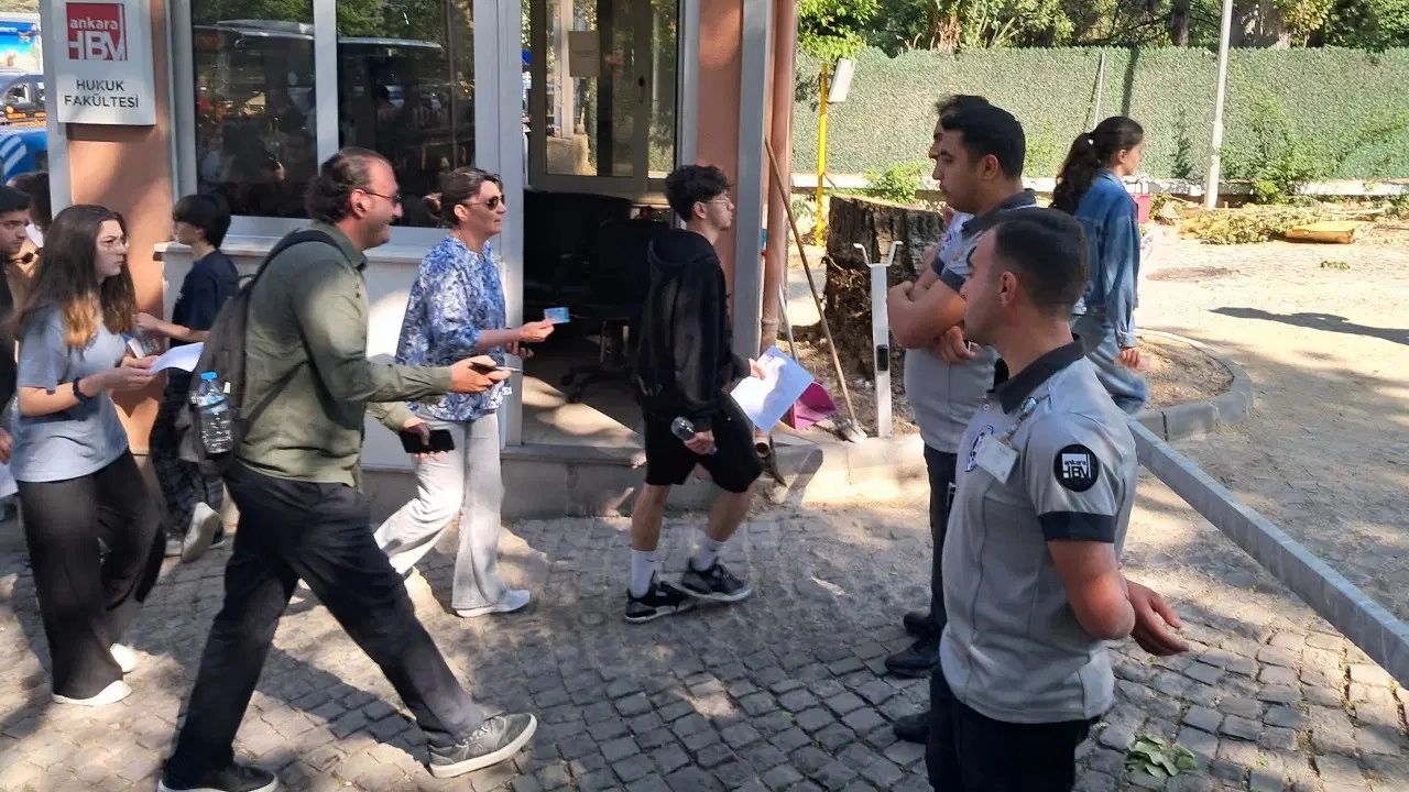 YKS’nin ikinci oturumu AYT başladı