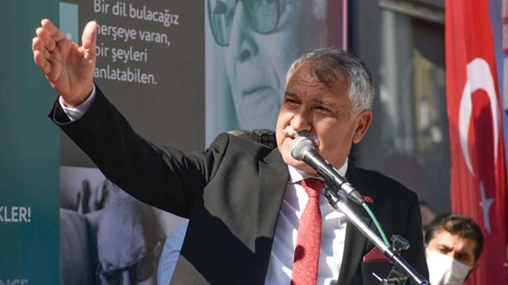 Zeydan Karalar: İbadet yapmak isteyen gelir benim makamımda da ibadet eder