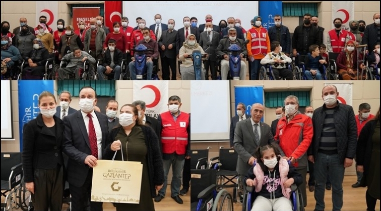 Engelli vatandaşlara malzeme desteği...