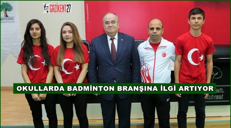 Geleneksel Badminton Kurtuluş Kupası
