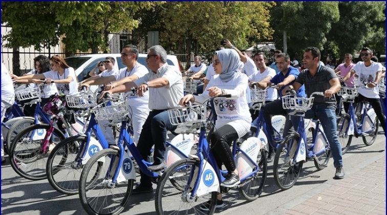 250 bisiklet kullanıcısı şehir turu attı