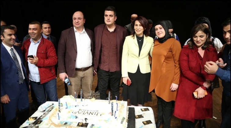 250 personelin doğum g&uuml;n&uuml; birden kutlandı