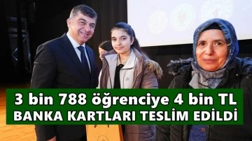 3 bin 788 &ouml;ğrenciye 4 bin TL nakdi kırtasiye desteği